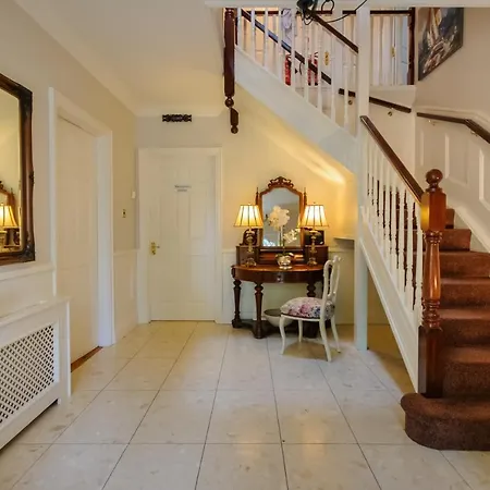 Hamill'S Bed And Breakfast-2